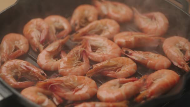 Shrimps Grilling Roasting Shrimps Hot Pan Close — Stock Video