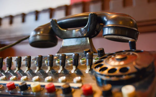 Eski Bir Telefon Santralinin Yakın Çekim Görüntüsü — Stok fotoğraf