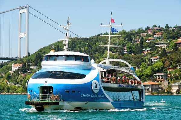 Istanbul Turkey May 2023 Uskudar Municipality Public Tourboat Valide Sultan — ストック写真