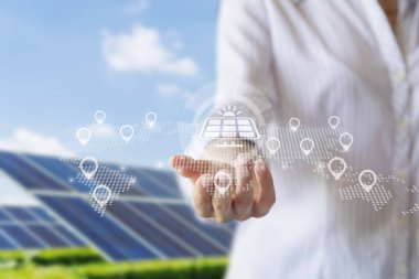 Dünyada alternatif bir ışık kaynağı olarak güneş panelleri ve istasyonları kavramı.