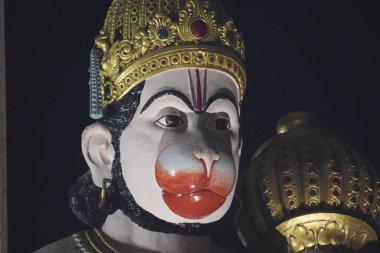 Shri Hanuman ji God 'a yakın çekim. Vasan, Gandhinagar Hindistan 'da 51 feet büyüklüğünde Hanuman putu.