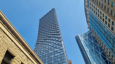 Calgary, Alberta, Kanada - 07 Ağustos 2023 Calgary şehir merkezi. Gökdelenler Calgary şehri.