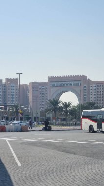 DUBAI, BAE - 22.01.2024: Dubai 'deki İbn Battuta Kapısı. 29 Mayıs 2011 Dubai, Birleşik Arap Emirlikleri