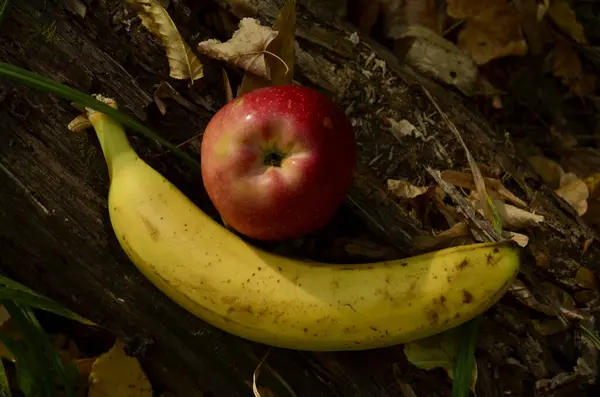 Plátano Primer Plano Desde Diferentes Ángulos — Foto de Stock