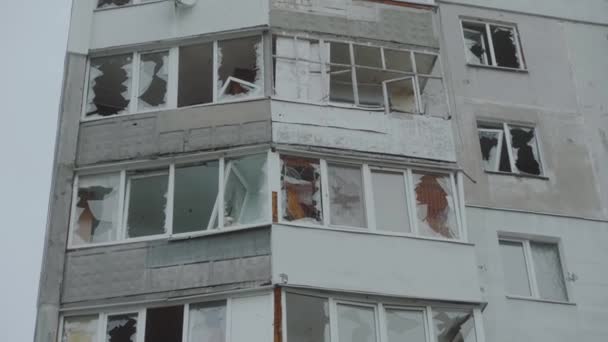 Kijevben Borodjanka Egyik Ház Leégett Erkélye Orosz Légicsapás Után Ukrajnai — Stock videók