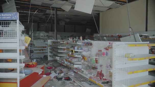 Russische Agressie Oekraïne Vernietigde Plunderde Supermarkt Door Russen Oekraïne Hoge — Stockvideo