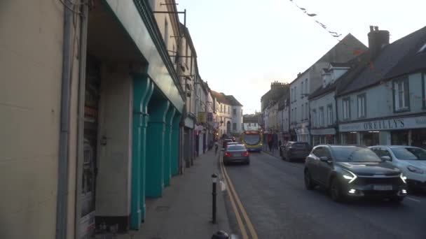 Стародавня Вулиця Ірландії Кілкенні Заході Сонця Kilkenny 2023 Високоякісні Кадри — стокове відео