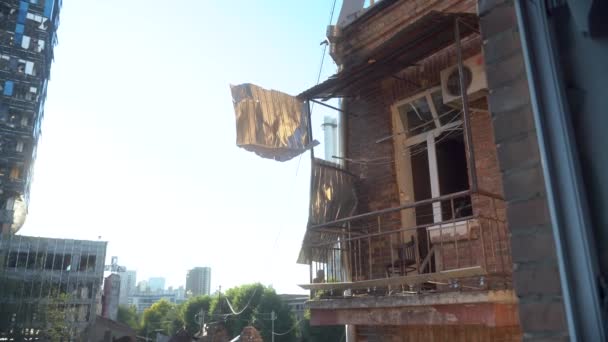 Edifício Residencial Danificado Por Ataque Mísseis Drone Russo Capital Ucraniana — Vídeo de Stock