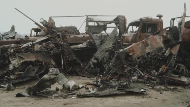 Destroyed Burnt Military Equipment Burnt Military Equipment Missile Attack Abandoned — Stock Video