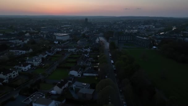 Ариал Центральная Улица Старого Города Киледжи Парад Килкенни Ирландия 2023 — стоковое видео