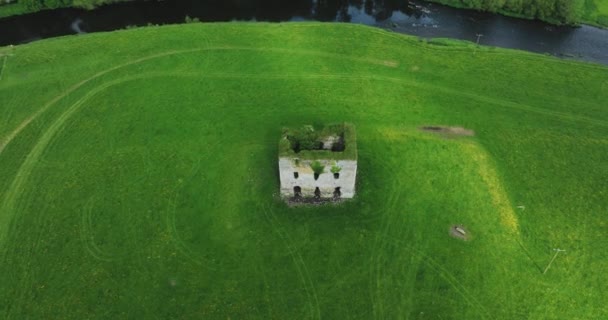 无人机 被毁的城堡格伦南城堡盎格鲁 诺曼塔爱尔兰Kilkenny Thomastown — 图库视频影像