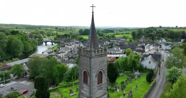 Aérien Une Belle Vue Sur Petite Ville Irlandaise Thomastown Kilkenny — Video