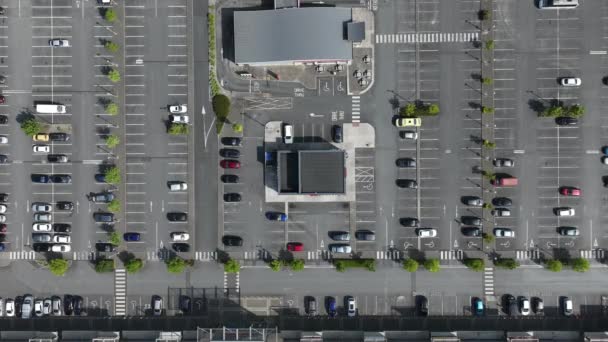 Okrążenia Czasowe Widok Lotu Ptaka Parking Dużą Liczbą Samochodów Klientów — Wideo stockowe
