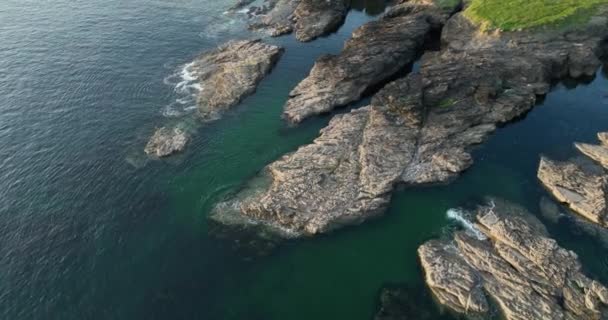 Rotskusten Landschappen Van Wild Atlantic Way Wateren Van Keltische Zee — Stockvideo