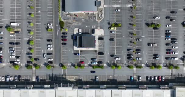 Powietrza Widok Lotu Ptaka Parking Dużą Liczbą Samochodów Klientów Centrów — Wideo stockowe