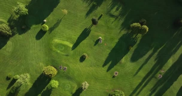 Panorama Circular Sobre Verde Campo Golfe Com Terreno Bonito Relvado — Vídeo de Stock