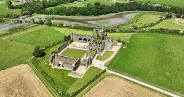 Letecký Zničený Hrad Dunbrodyho Opatství Bývalým Cisterciáckým Klášterem Hrabství Wexford — Stock video