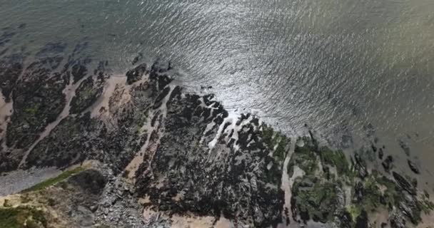 Skaliste Brzegi Krajobrazy Wybrzeża Atlantyku Dzika Plaża Wody Morza Celtyckiego — Wideo stockowe