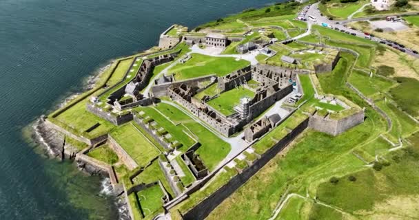 Luchtfoto Circulair Oud Charles Fort Naast Bandon Rivieroevers Kinsale Ierland — Stockvideo