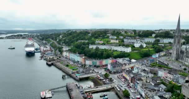Havadan Eski Liman Kasabası Cobh Town Şirketi Mantar Irland Okyanusun — Stok video