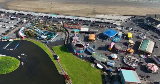 Aerial Amusement Park Backdrop Atlantic Ocean Beach Tramore Family Holiday — Stock Video