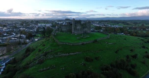 Воздушный Rock Cashel Известен Cashel Kings Великолепное Историческое Место Расположенное — стоковое видео