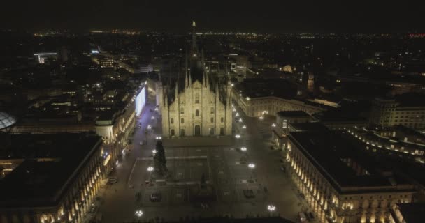 Vista Aérea Catedral Milão Iluminado Piazza Del Duomo Milano Galleria — Vídeo de Stock