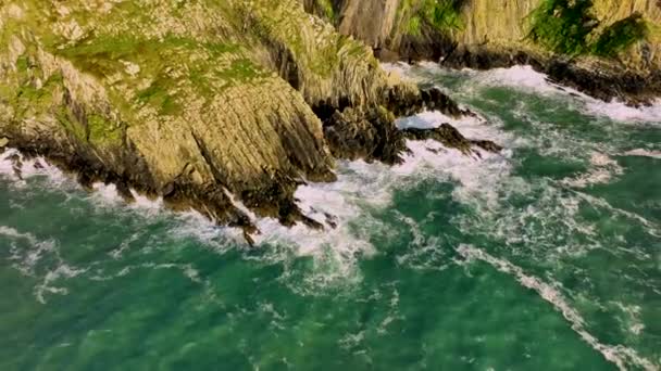 Malownicze Skaliste Wybrzeże Przyrody Tle Podróżując Czystą Naturą Baltimore Beacon — Wideo stockowe