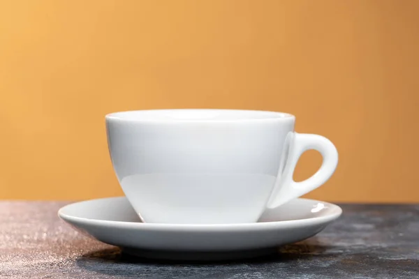 Vorderseite Der Tasse Kaffee Auf Heller Oberfläche Trinken Kakao Keine — Stockfoto