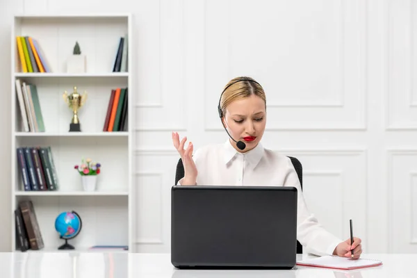 Kundenservice Nette Frau Weißem Hemd Mit Headset Und Computer Notiert — Stockfoto