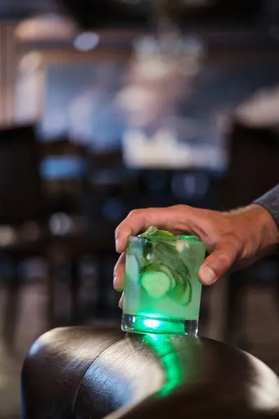 Refreshing Cucumber Mint Cocktail Square Glass Drink Illuminated Highlighting Its — Stock Photo, Image