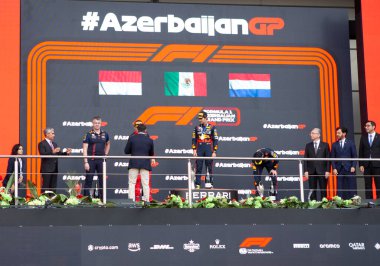 Bakü, Azerbaycan - 28 Nisan 2023: Bakü 2023 Formula 1 Grand Prix 'inde Yarış Başladı