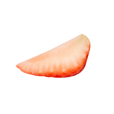 Çilek dilimleri tam derinlikte kesilmiş..