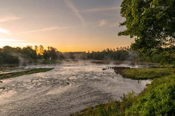Nascer Sol Sobre Maior Cachoeira Europa Ventas Rumba Kuldiga Letônia Fotografias De Stock Royalty-Free