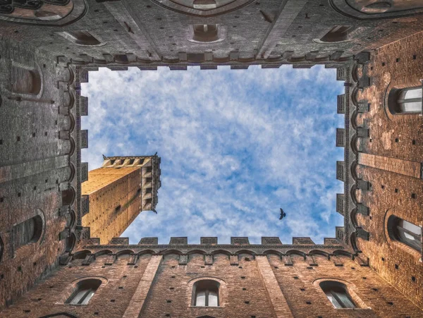 Siena Talya Ekim 2022 Talya Şehir Merkezindeki Siena Daki Sarayın — Stok fotoğraf