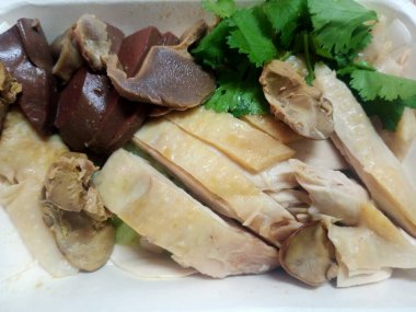 Tayland Tavuklu Pirinç (Khao Man Gai), lezzetli Asya yemekleri