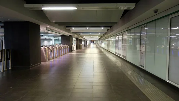 Opuszczone Wejście Stacji Metra Europie — Zdjęcie stockowe