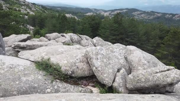 Sardunya Daki Yüksek Gallura Dağlarının Manzarası Rüzgarlı Bulutlu Bir Günde — Stok video