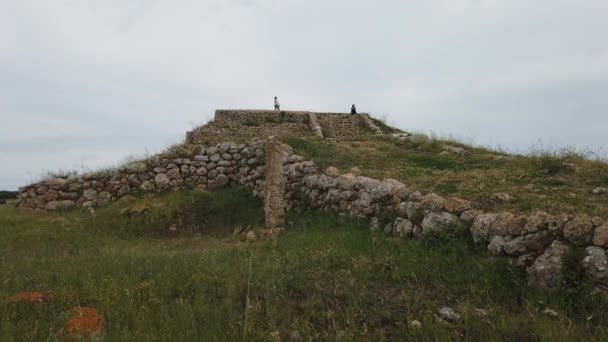 Monte Accoddi Sassari Sardinien Italien Maj 2023 Arkeologiska Platsen Går — Stockvideo