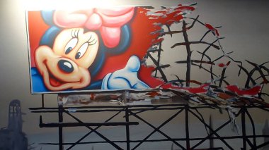 Stockholm, İsveç, 29 Aralık 2023. Sanat sergisi. Banksy 'nin gizemi. Dahi bir zeka. Çizgi film.