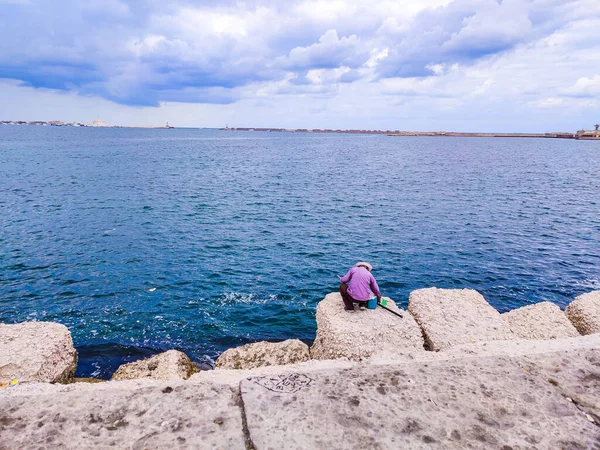 ทะเลท องฟ เมฆและห นในอเล กซานเดร — ภาพถ่ายสต็อก