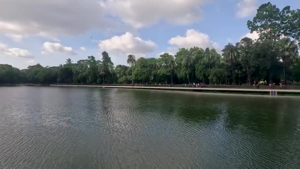 Scenic Nature View Park Blue Sky Clouds Southeast Asian Park — Stock Video