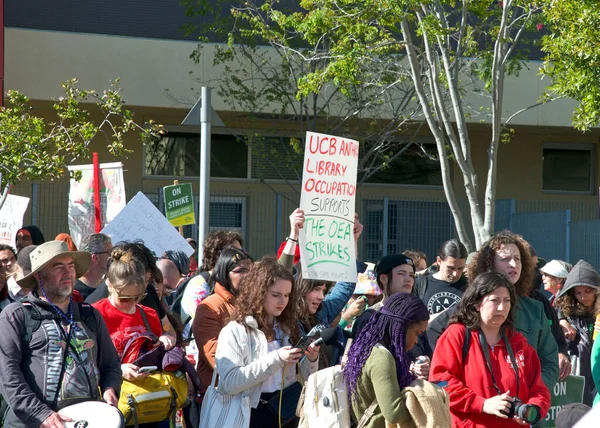 Oakland Mai 2023 Enseignants Parents Partisans Tenant Des Banderoles Des — Photo
