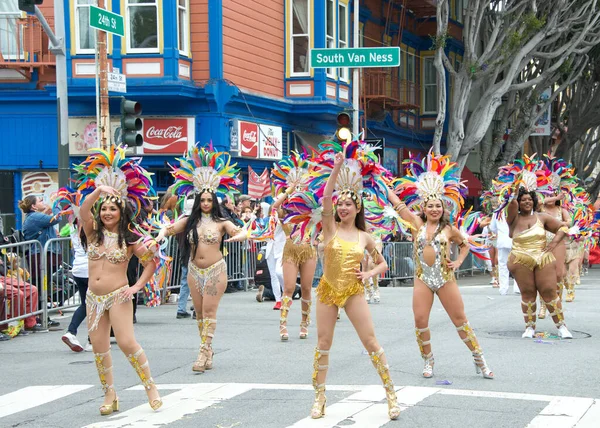 San Francisco Maggio 2023 Partecipanti Non Identificati Alla 45Esima Carnaval — Foto Stock