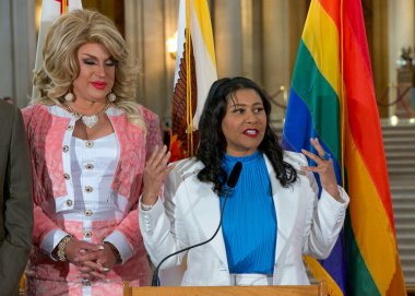 San Francisco, CA - 2 Haziran 2023: Belediye Başkanı London Breed, San Franciscos 53. Geleneksel Onur Ayı 'nı Haziran ayı ilan ederek basın toplantısında konuşma yapacak.. 