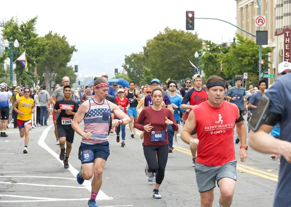 stock image Alameda, CA - July 4, 2023: Participants in the Alameda Mayors 4th of July R.A.C.E. A five km run and walk through Alameda, benefits to the Midway Shelter for Women and Children.