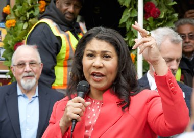 San Francisco, CA - 2 Ağustos 2023: Belediye Başkanı London Breed, şehirdeki Birinci Cable Car Ride 'ın 150. kutlamasında konuşma yapacak..