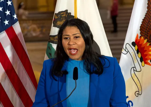 San Francisco, CA - 31 Ocak 2024: Başkan London Breed, Körfez Kürtaj Hakları Koalisyonu 'nun birinci yıldönümü için basın toplantısında konuşma yaptı.
