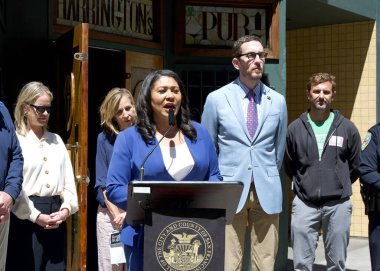 San Francisco, CA - 3 Mayıs 2024: Belediye Başkanı London Breed ilk Downtown Entertainment Zones 'un kurulması önerisini duyuran bir basın toplantısında konuşma yaptı