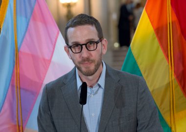 San Francisco, CA - 01 Ağustos 2024: Eyalet Senatörü Scott Wiener, San Franciscos 'un 3.. 